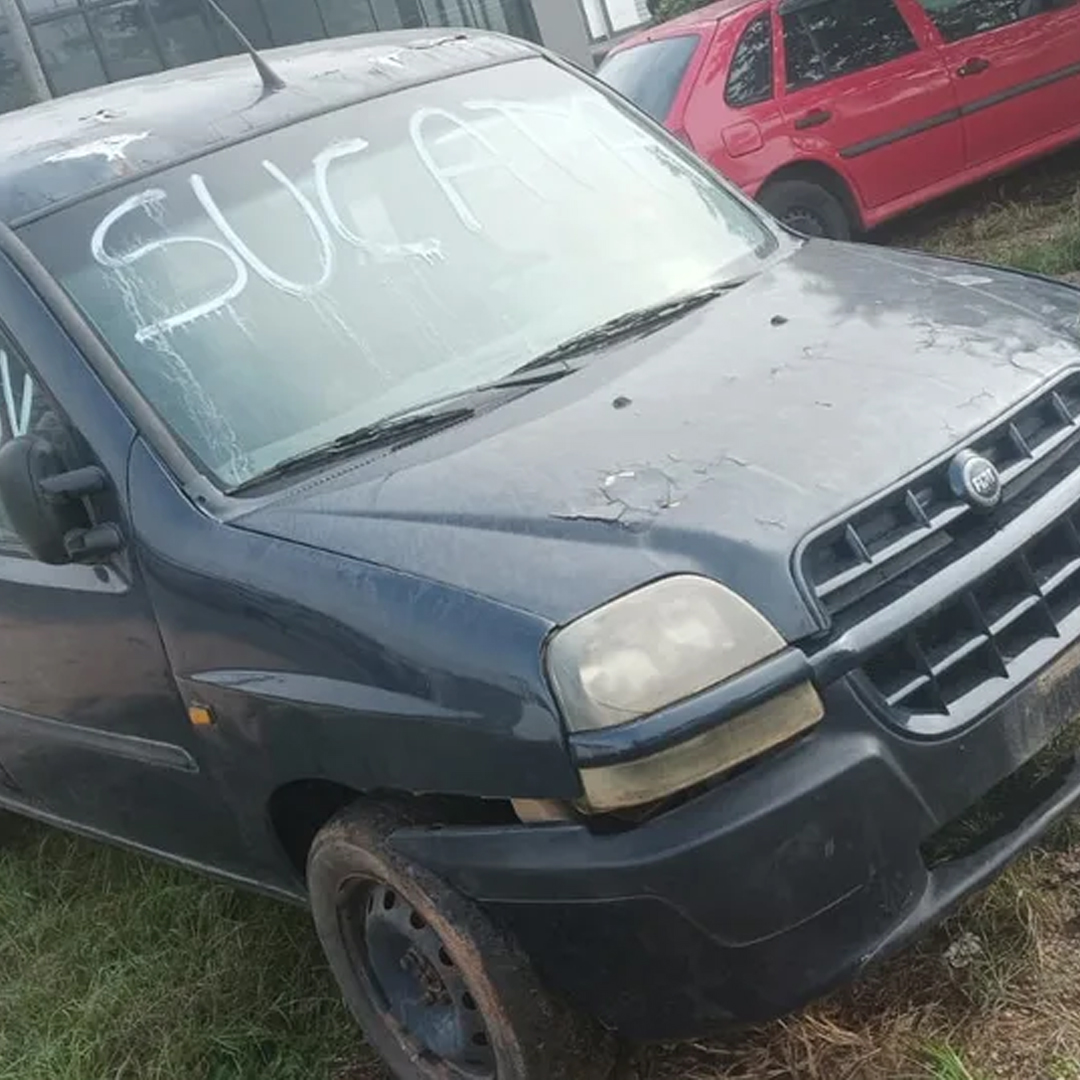 Fiat Doblo 1.3 16v 2004 Sucata Para Retirada De Peças (Usado)