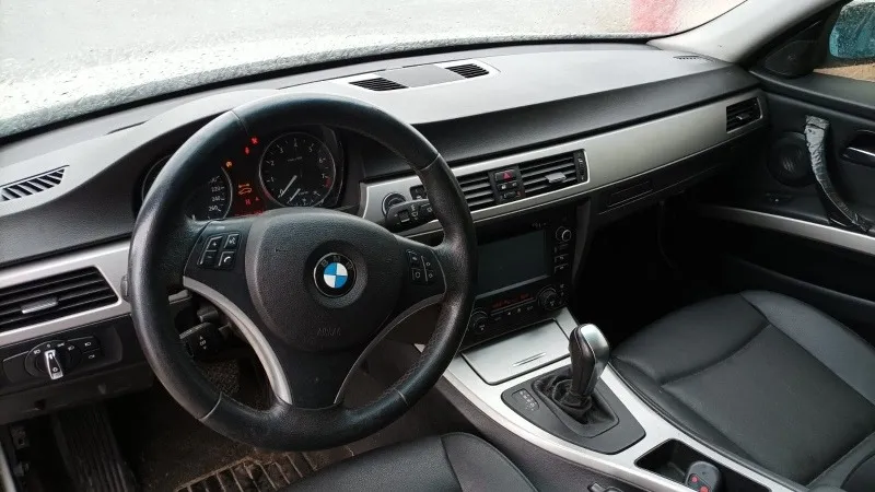 Bmw 325i 6c 2007 – Sucata Para Retirada De Peças (Usado)