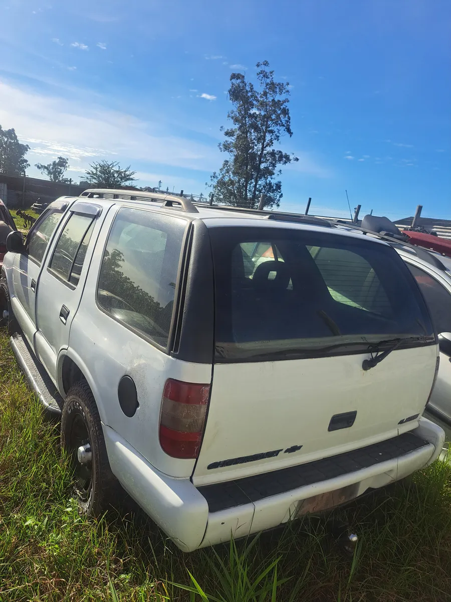 Sucata Gm Blazer Manual V6 Vortek 1997 Para Retirada Peças (Usado)