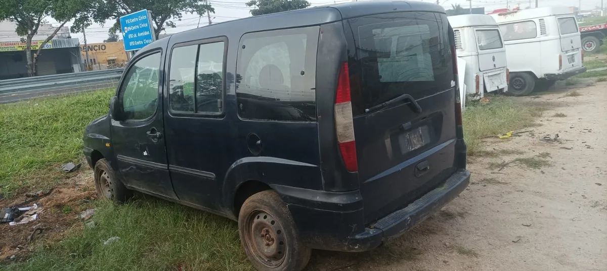 Fiat Doblo 1.3 16v 2004 Sucata Para Retirada De Peças (Usado) - Imagem 4