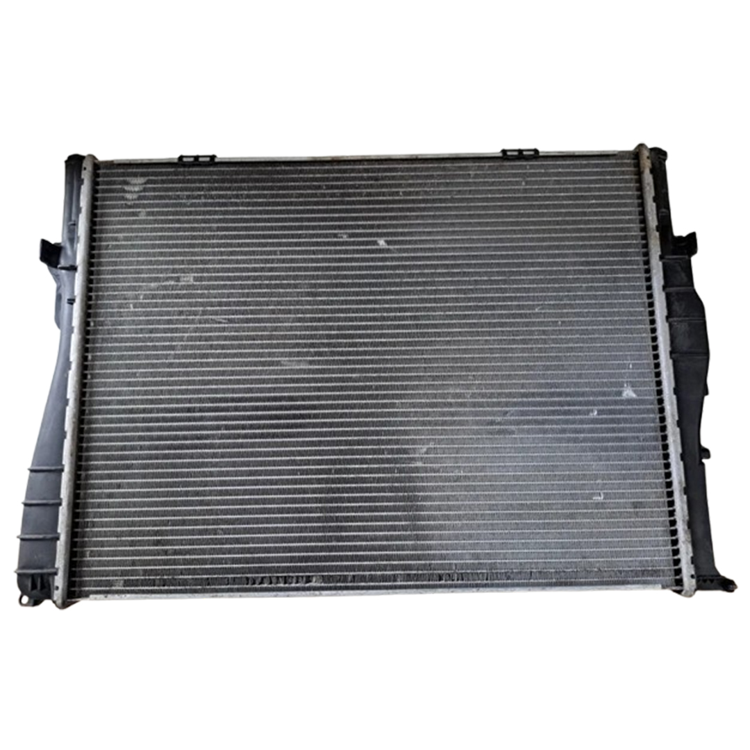 Radiador Bmw 325i 6c 2007 2008 2009 Original (Usado)