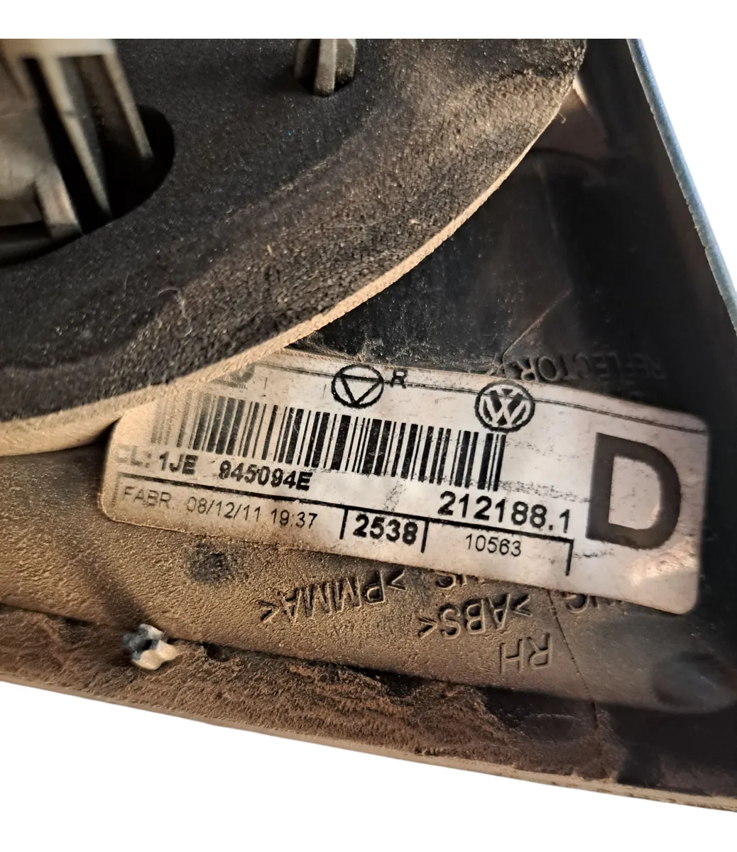 Sinaleira Traseira Direita Tampa Golf Sportline 2008 A 2013 Original Valeo (Usado) - Imagem 4