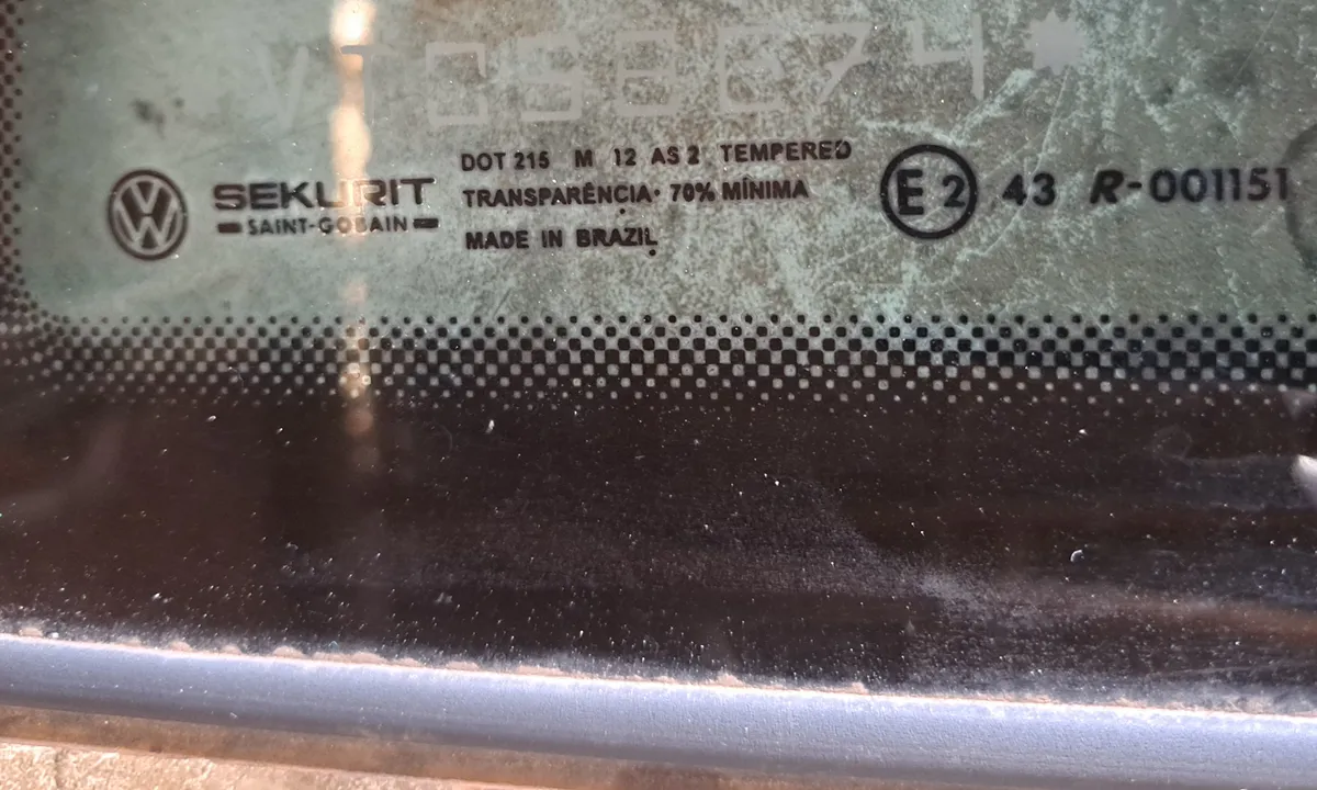 Vidro Lateral Traseiro Direito Basculante Vw Parati G2 1996